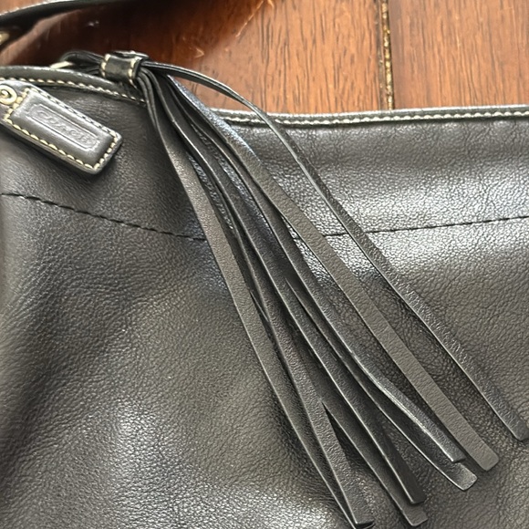 COACH Vintage SOHO Hobo Black Shoulder Bag Authentic - Picture 2 of 10